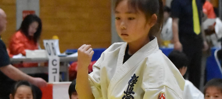 道場生の声 小学2年生女子h Tさん 極真空手東京本部 杉原道場 小松川 平井 江戸川 江東